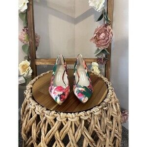 Dana Buchman Floral Print Pointed Toe Heels
